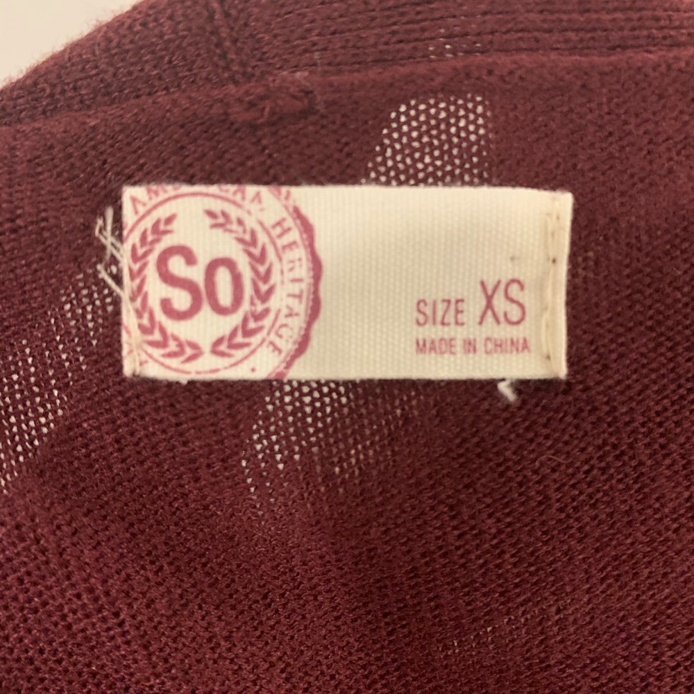 SO Maroon XS Cardigan - Picture 4 of 4